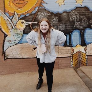 Meet your Posher, Mercedes